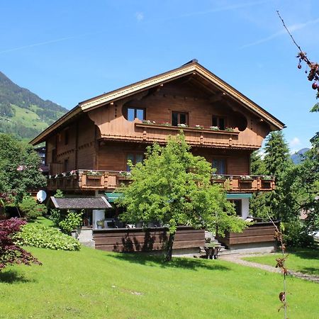 Hillside Apartments Pircher Fuegen Exterior photo
